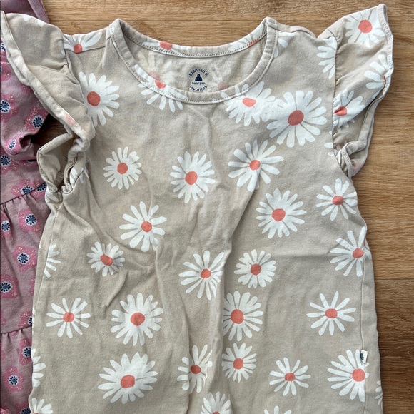 Floral and Ruffle Girls Tops Bundle - Picture 7 of 10